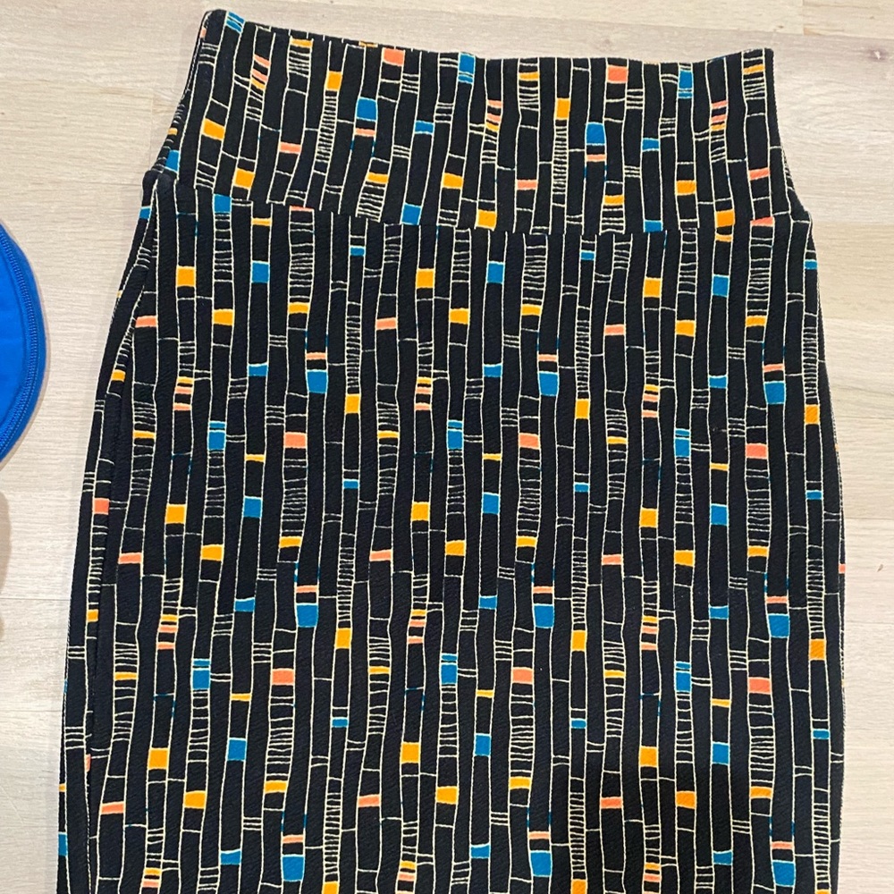 LuLaRoe Cassie Skirt XS